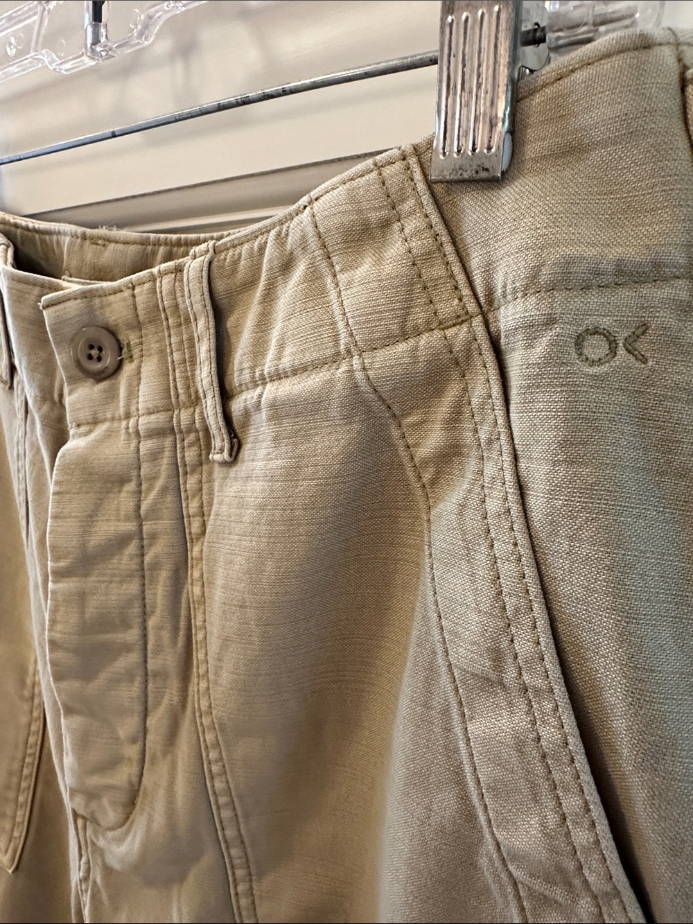 Outerknown women’s utility pants in Khaki size 8 - Picture 2 of 8